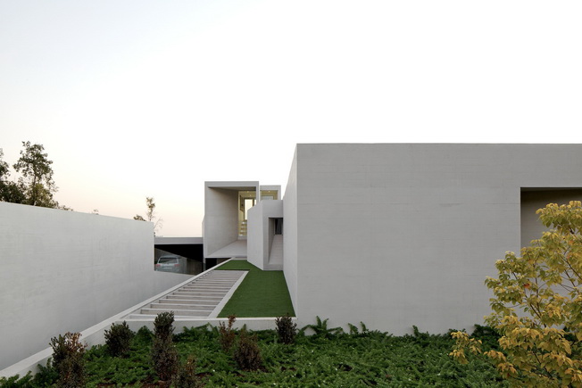 House RP autorstwa Gonzalo Mardonesa Vivianiego