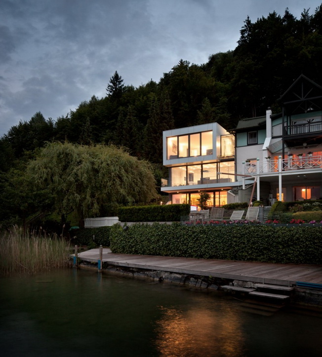 Przedłużenie austriackiego domu nad jeziorem