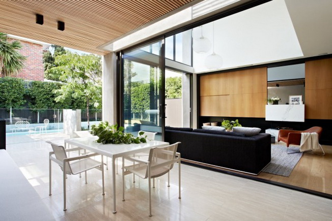 Oban House autorstwa AGUSHI Builders i Workroom Design