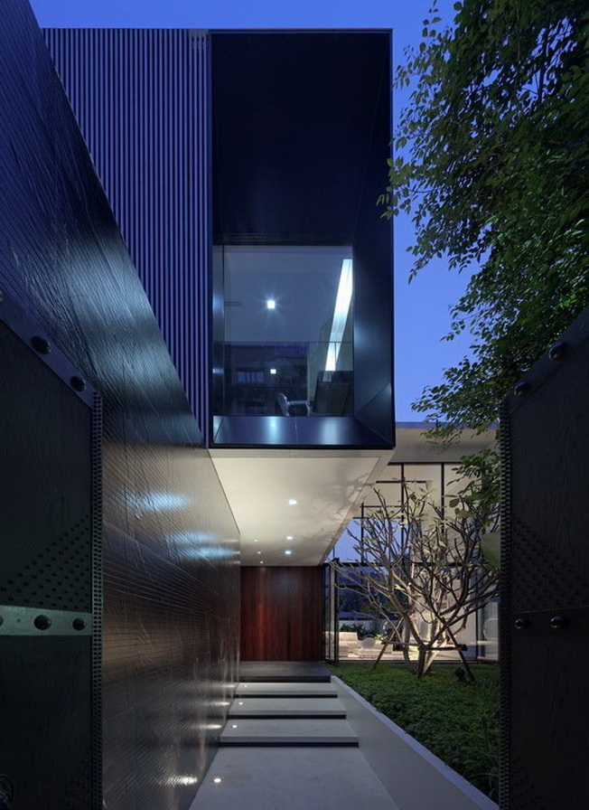 YAK01 House autorstwa Ayutt and Associates Design
